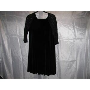 Gabby Skye Velvet Dress, sz 14 lace bodice and sleeves, bloused skirt.